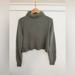 Zara Women's Gray/Green Sweater, Crop, Size Large